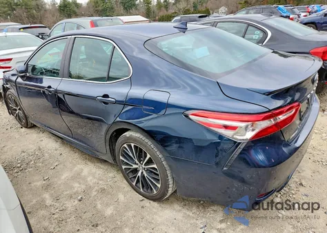 2018 Toyota Camry L из США, поврежденный, VIN 4T1B11HK8JU678101